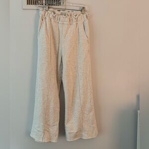 Abercrombie & Fitch Light Gray Ruffle Waist Joggers